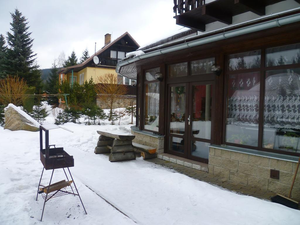 V+V Pension Harrachov Exteriör bild